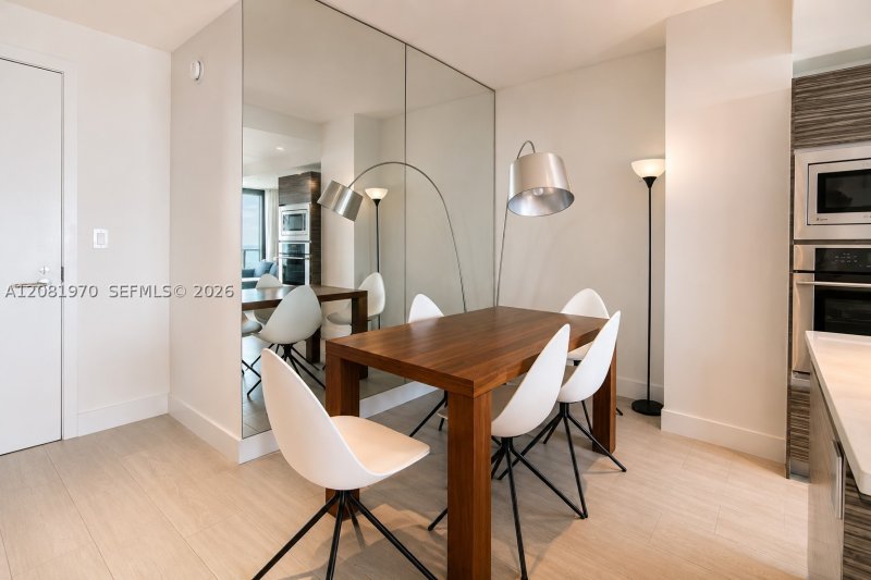 Comprar apartamento no Icon Bay 2806