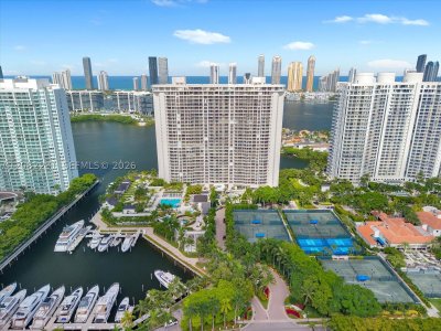 7000 Williams Island Apt #L105