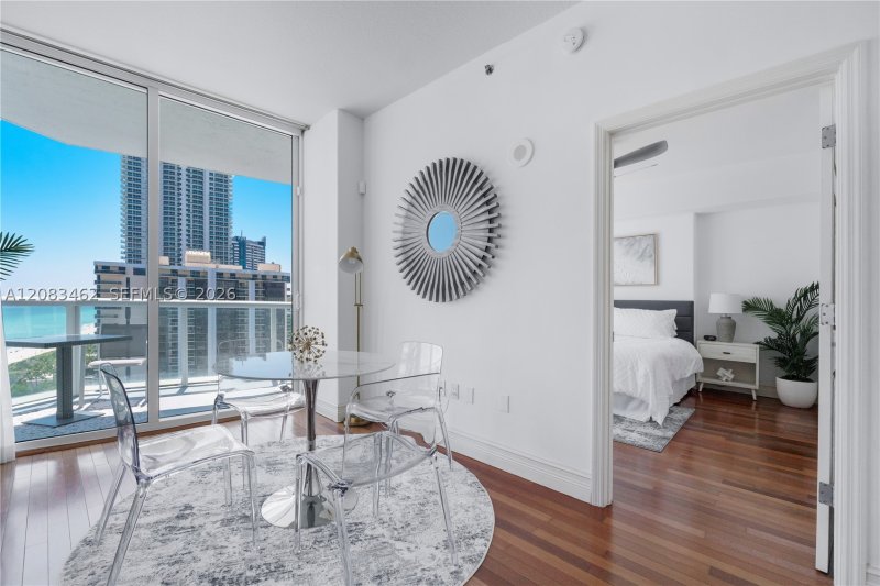 Condo for sale at Bel Aire 1405