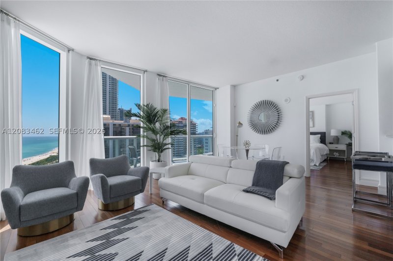 Condo for sale at Bel Aire 1405
