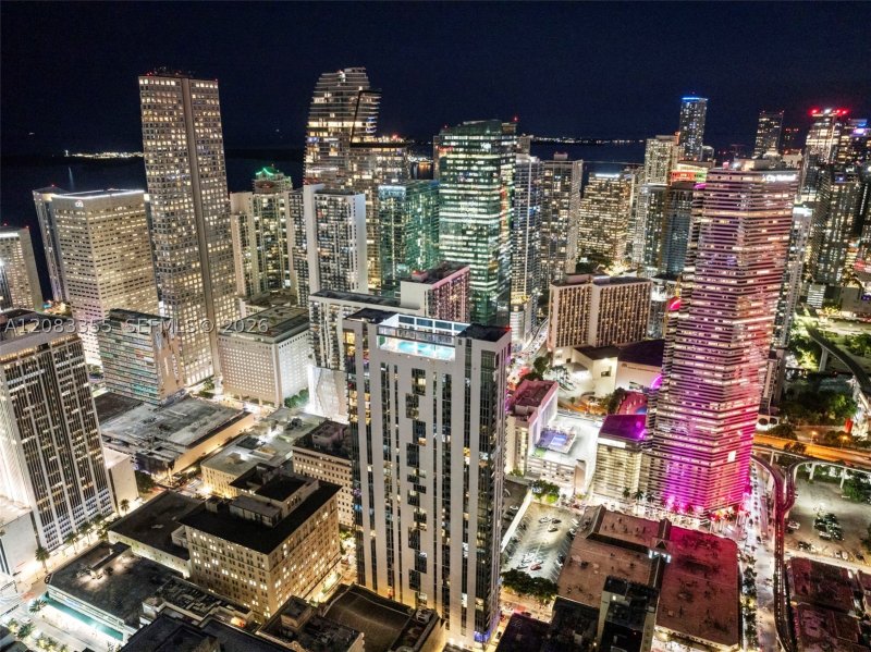Centro Condo Apt #1508
