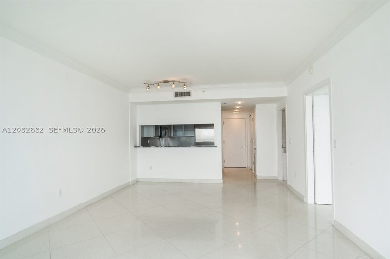 Aluguel de apartamento no Bentley Bay North 1112