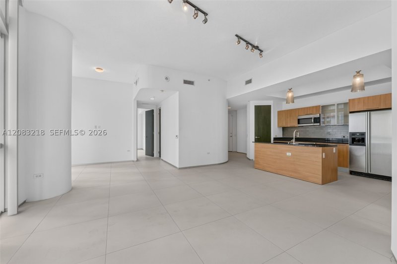 Condo for sale at Platinum Condo 2201