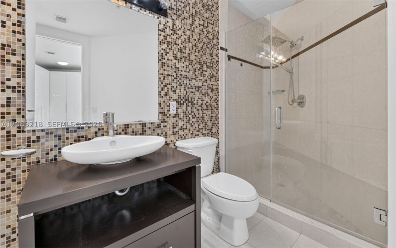 Condo for sale at Platinum Condo 2201