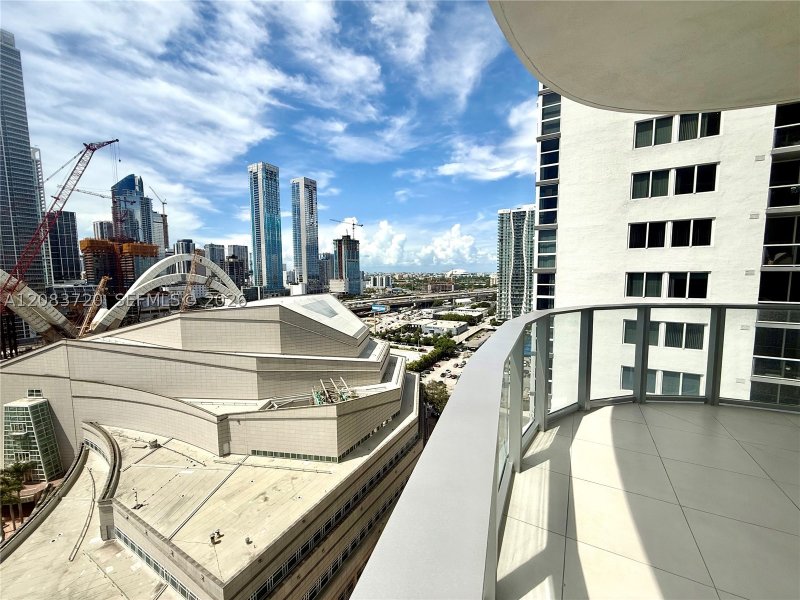 Apartment for rent at Casa Bella 1602
