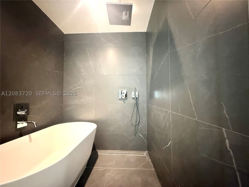 Apartment for rent at Casa Bella 1602