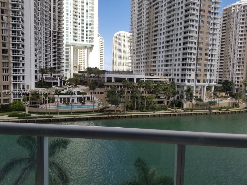 Apartment for rent at Icon Brickell Tower II BAY605