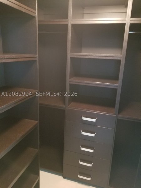 Apartment for rent at Icon Brickell Tower II BAY605