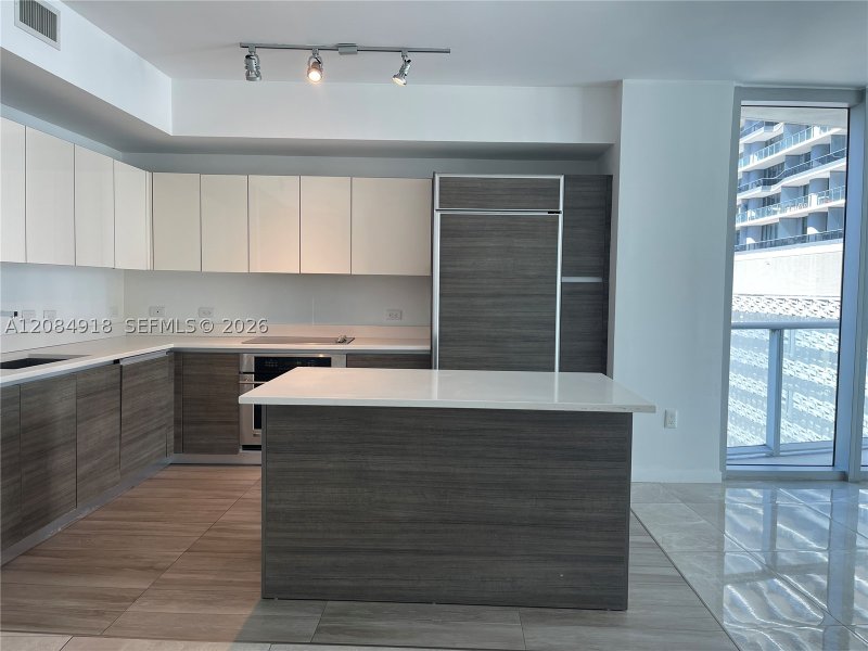 Aluguel de apartamento no 1100 Millecento 1510