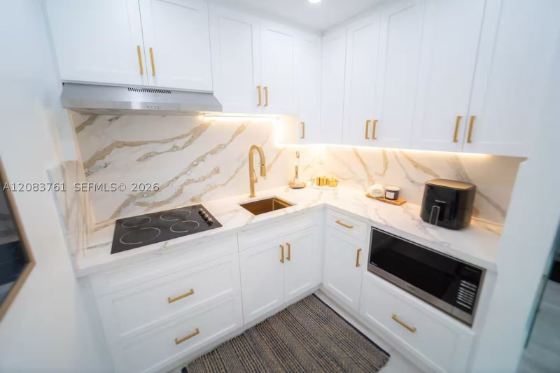 Alquiler de apartamento en Bayshore Yacht Tennis Club 903