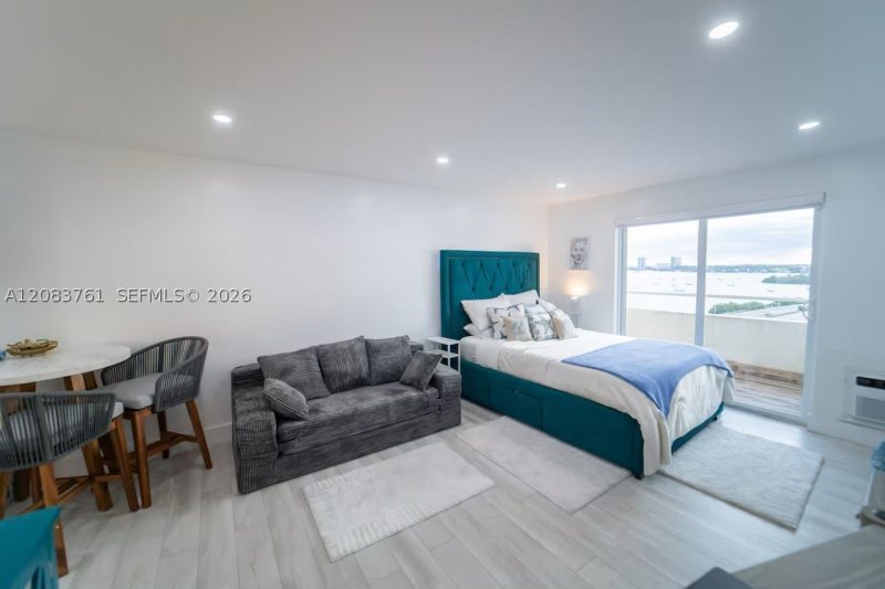 Alquiler de apartamento en Bayshore Yacht Tennis Club 903