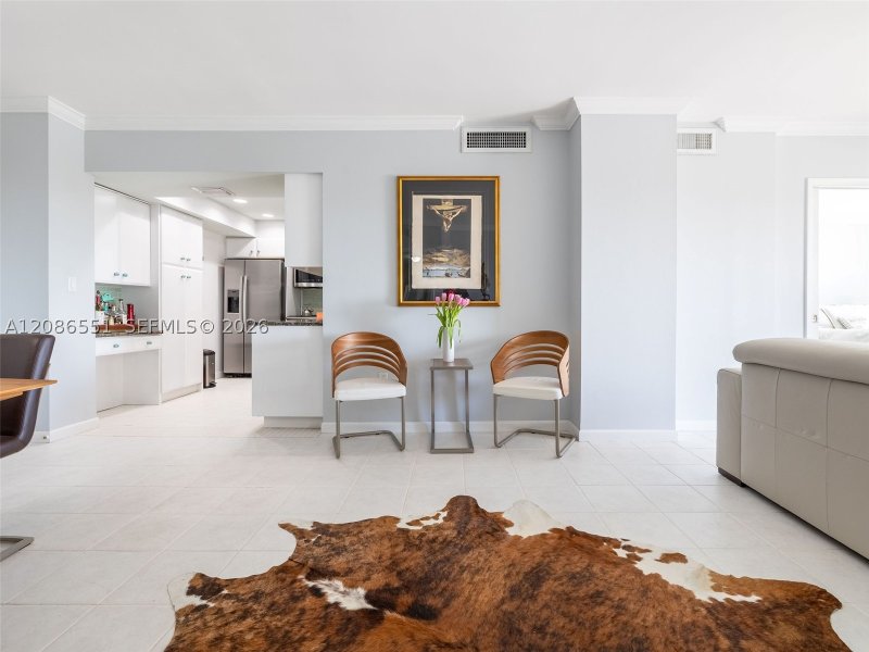 Apartment for rent at Arlen House 1520