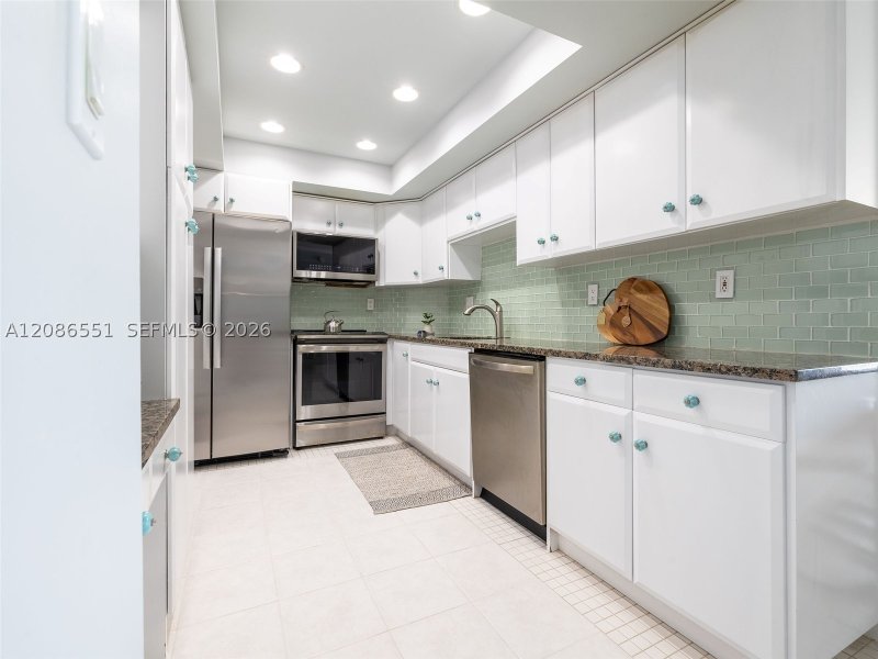 Apartment for rent at Arlen House 1520