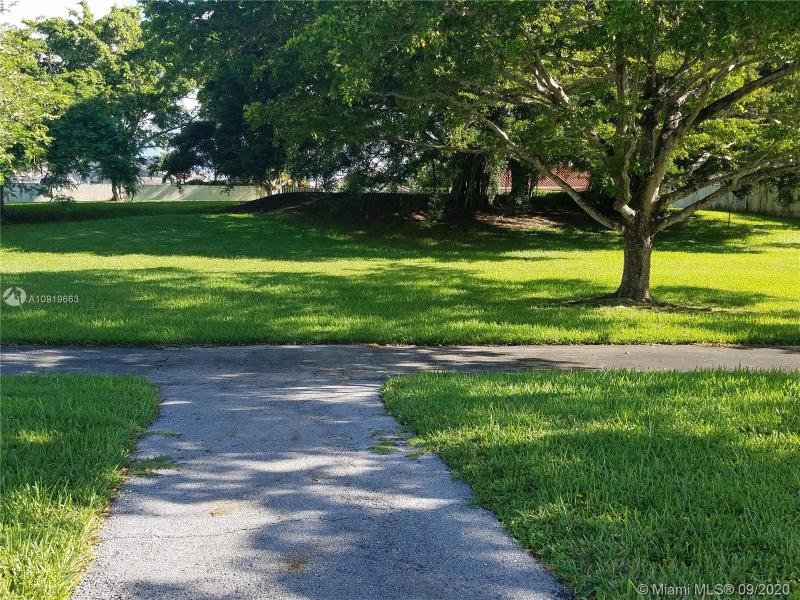 Property photo # 9