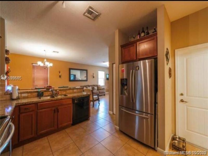Property photo # 8