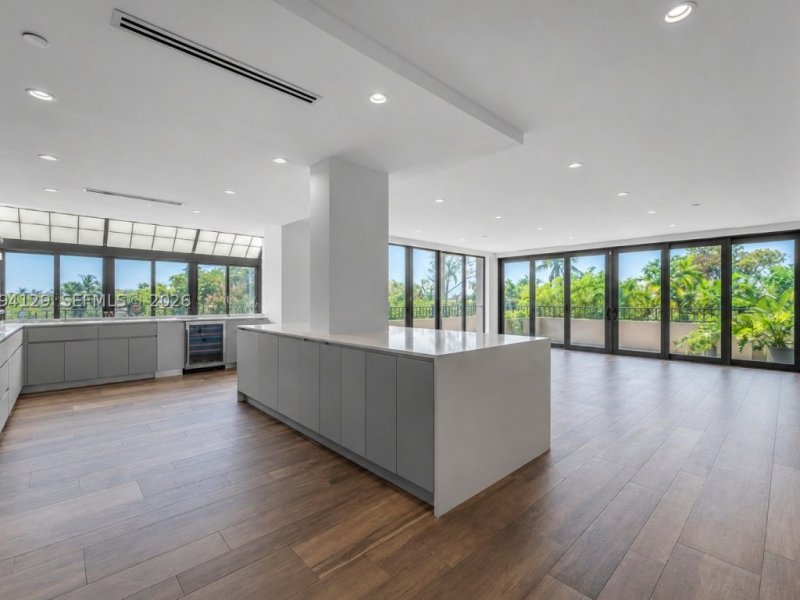 Condos for sale at Key Colony III Emerald Bay
