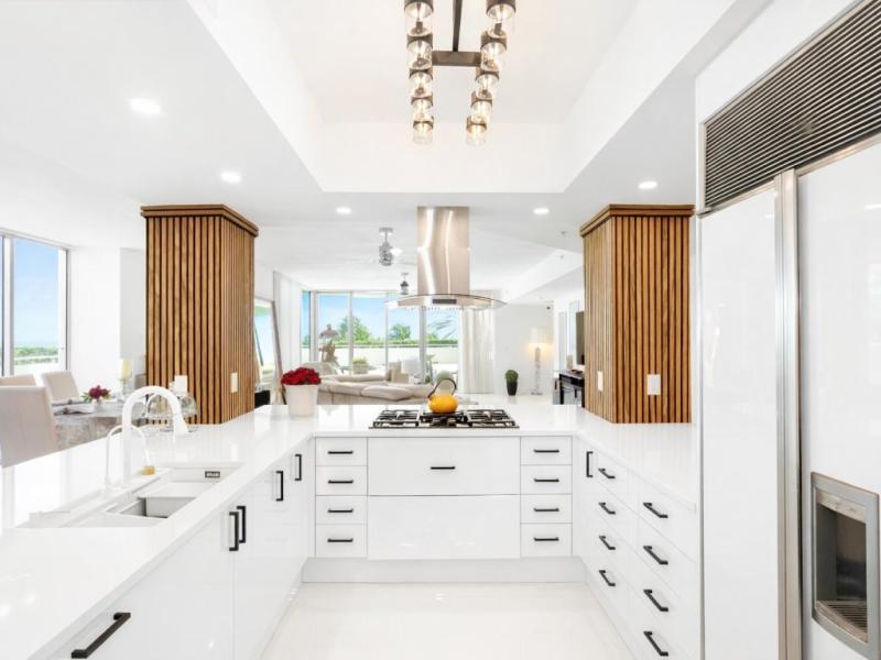 Condos for sale at Diplomat Residences