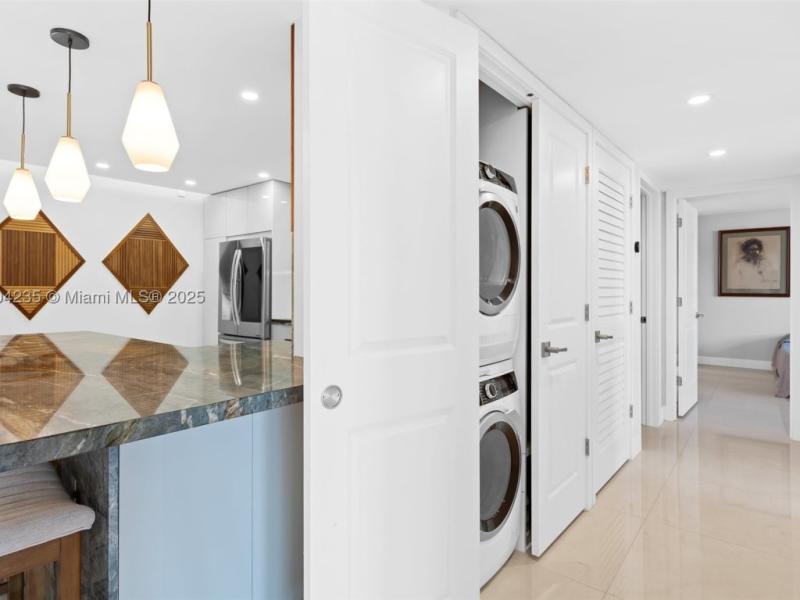 Condos for rent at Oxford Towers