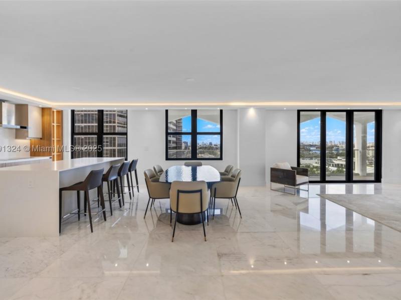 Condo for sale at Balmoral Condo