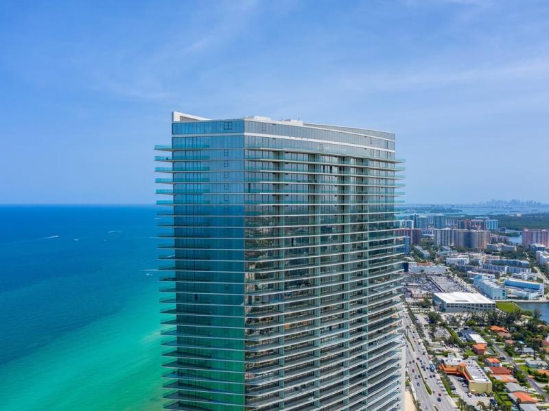 Condos for rent at Residences by Armani / Casa