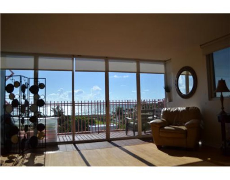 apartamentos a venda no Collins Park