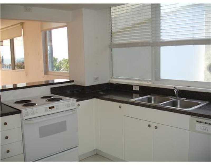 apartamentos a venda no Collins Park