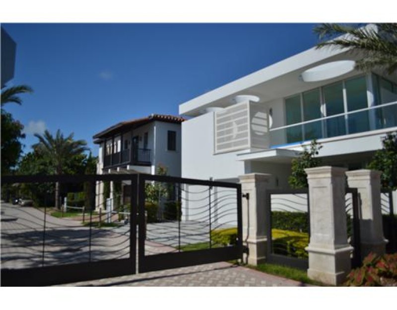 apartamentos a venda no Collins Park