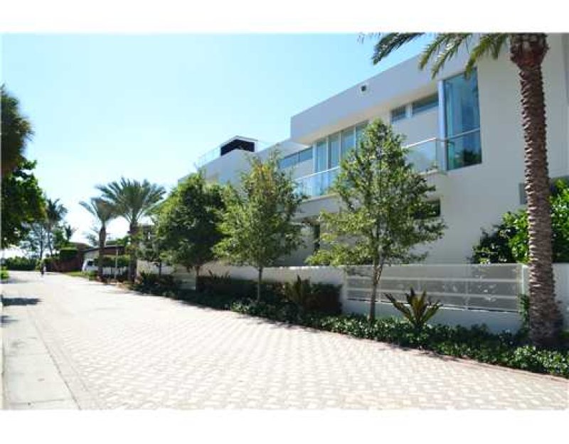 apartamentos a venda no Collins Park