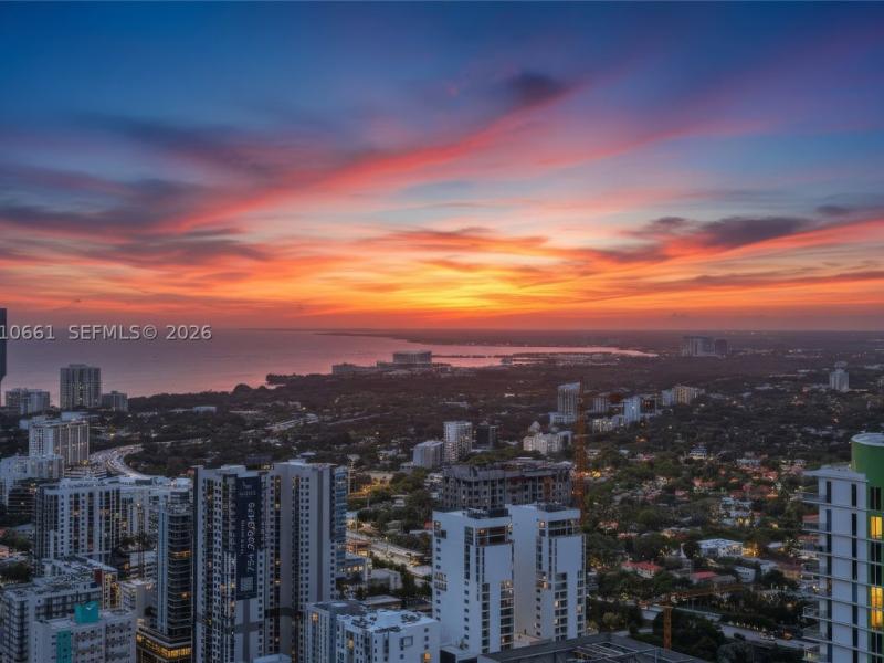 Comprar apartamento en Mint at Riverfront