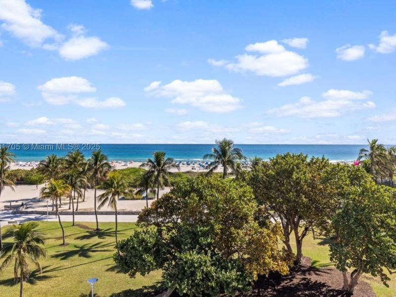 Comprar apartamento en Congress Hotel Strand Condo