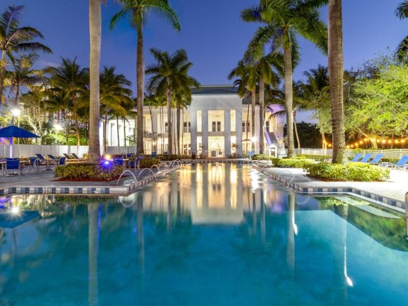 Condos for rent at The Blue Doral