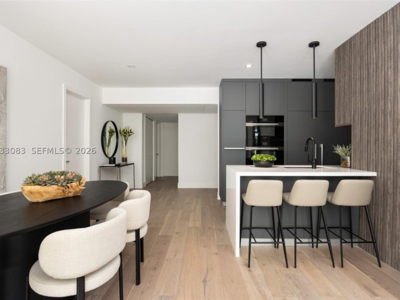 Condos for sale at Key Cassa