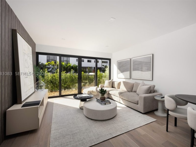 Condos for sale at Key Cassa