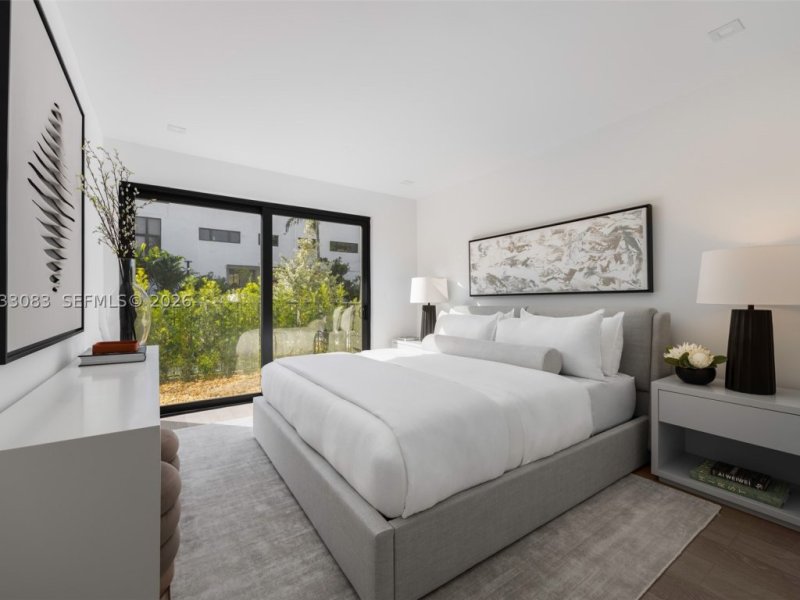 Condos for sale at Key Cassa