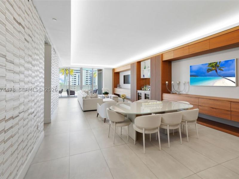 Condos for sale at Villa Valencia