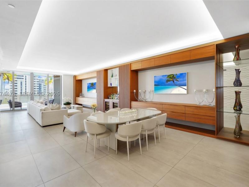 Condos for sale at Villa Valencia