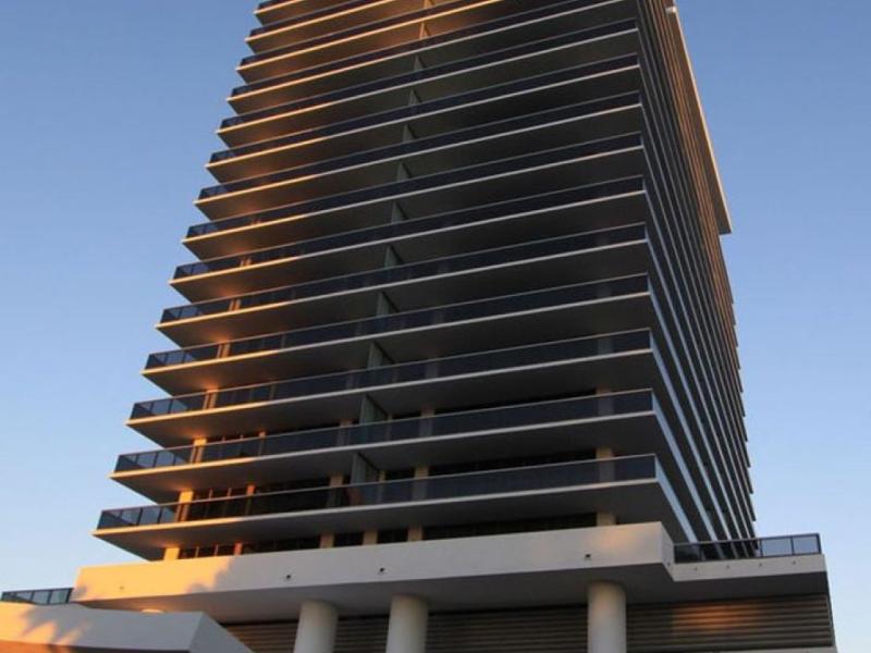 apartamentos a venda no Mei Miami Beach Condo