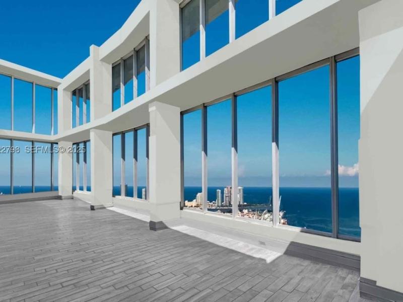 Condo for sale at Icon Brickell Tower I