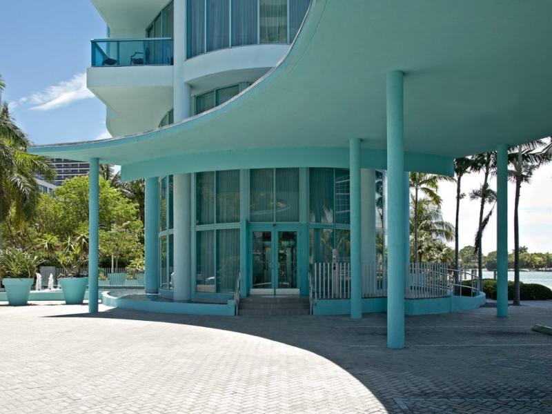 Condos for sale at 6000 Indian Creek