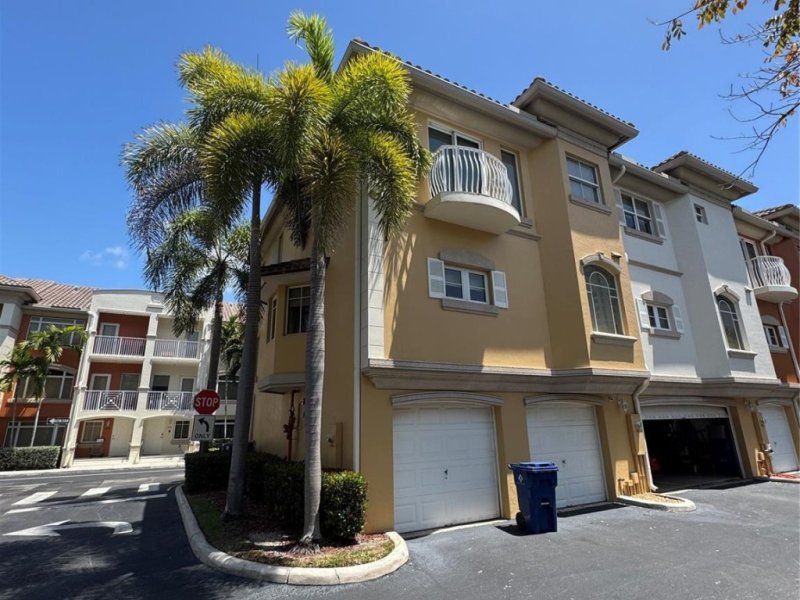 Condos for sale at Terzetto Villas