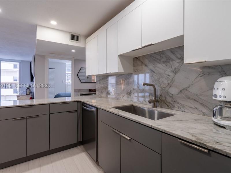 Condos for rent at Arlen Beach