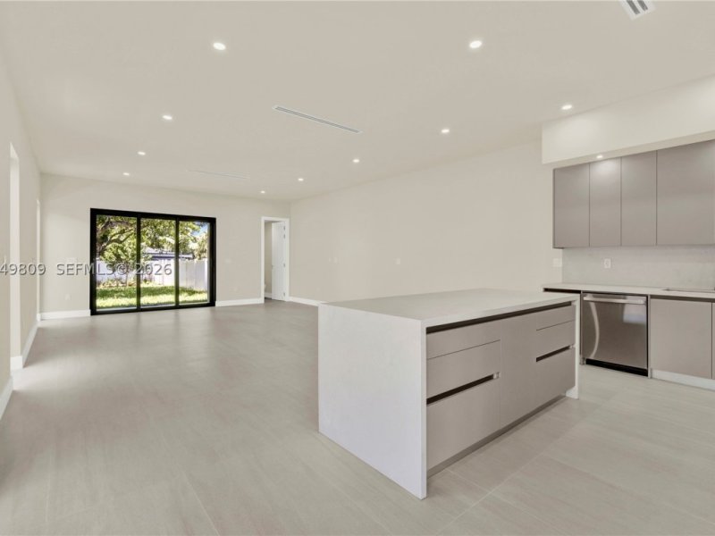 Condos for sale at Mutiny Park