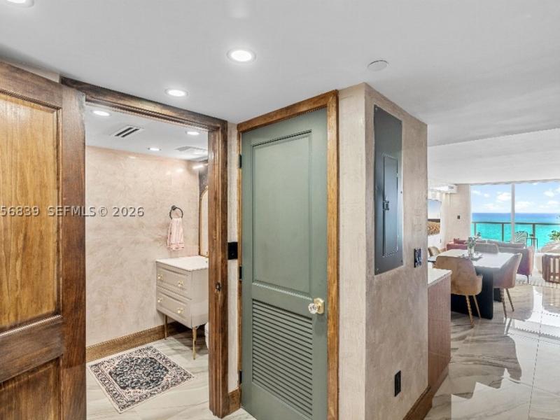 Condos for rent at Royal Club Condo
