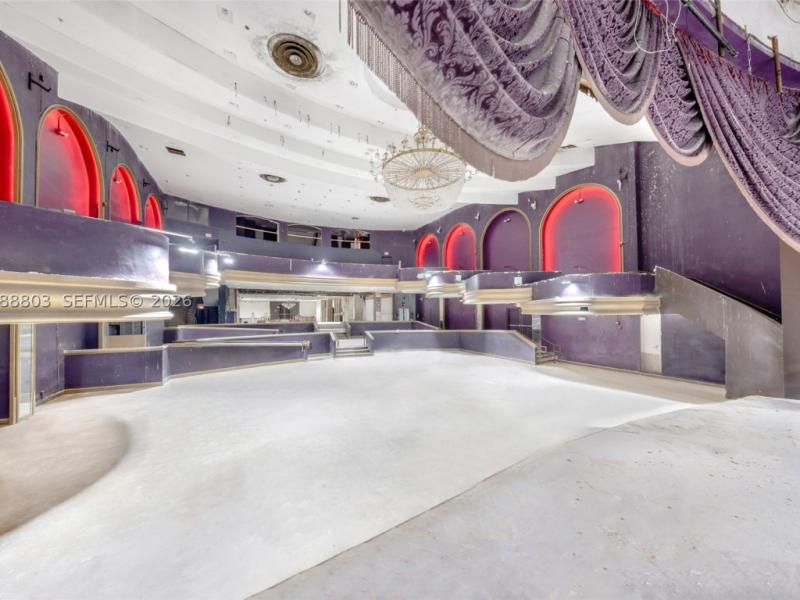 Condos for rent at Castle Beach Club