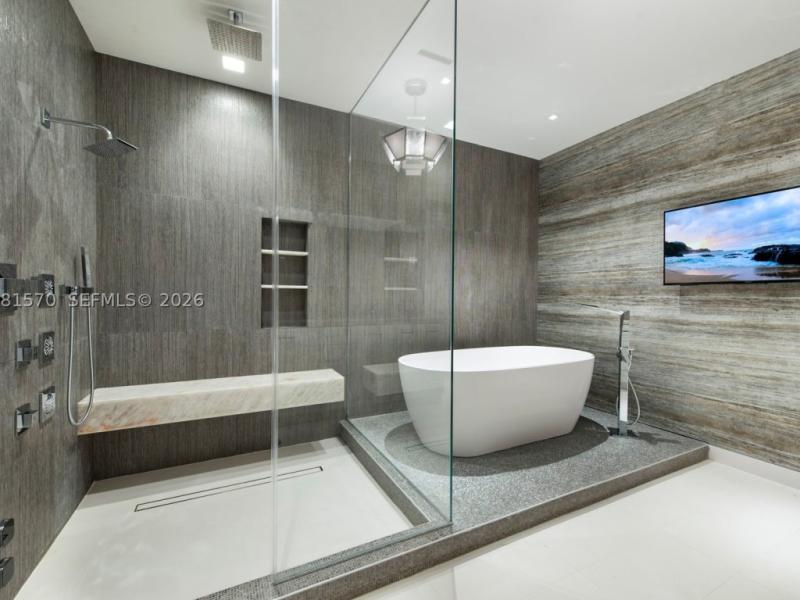 apartamentos en venta en St Regis Bal Harbour North