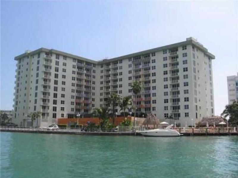 apartamentos a venda no Island Pointe