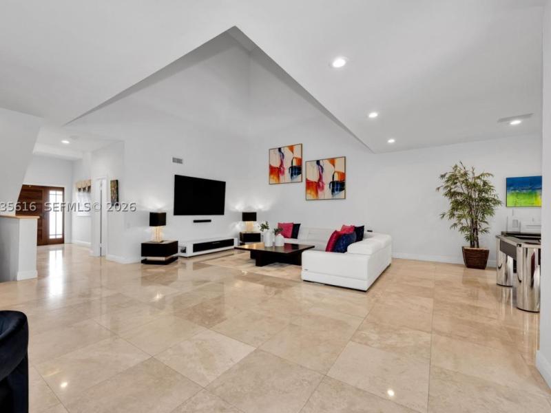apartamentos en venta en L Hermitage Coconut Grove