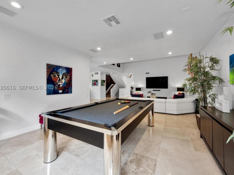 apartamentos en venta en L Hermitage Coconut Grove