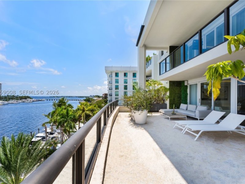 Condos for sale at Residences at Vizcaya