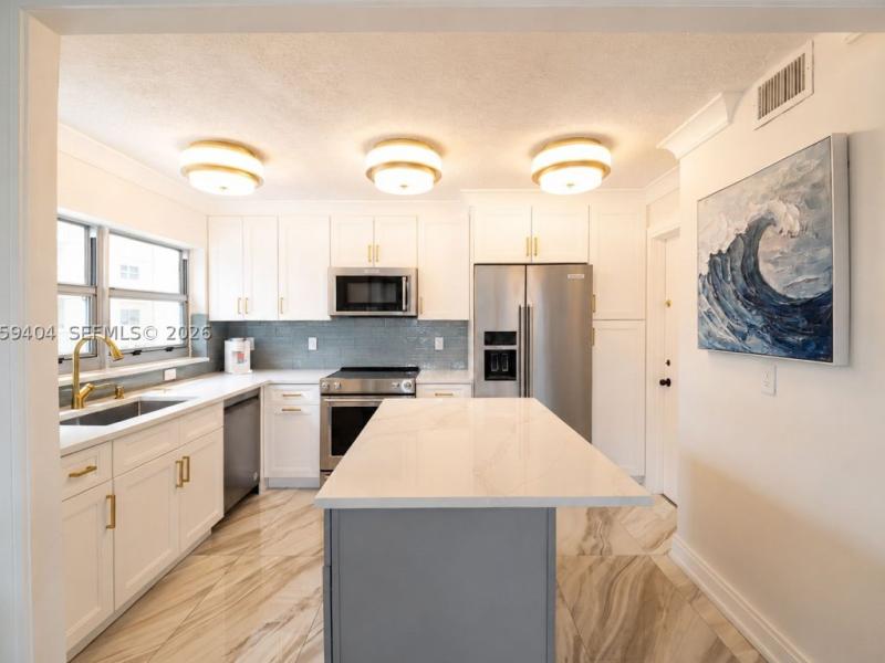 Condo for sale at Imperial Towers